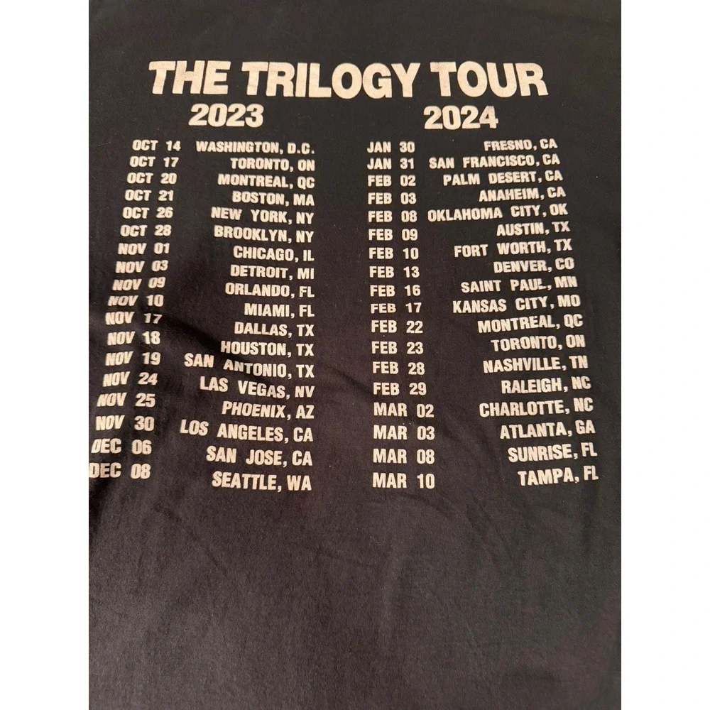 Pitbull Enrique Iglesias Ricky Martin Trilogy Tour 2023-24 Concert T-Shirt Large